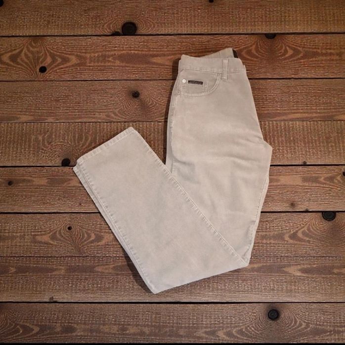 Blugi GANT mărime 34