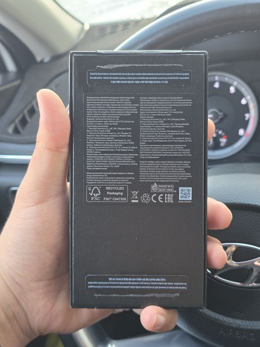 Продам Samsung s23 128