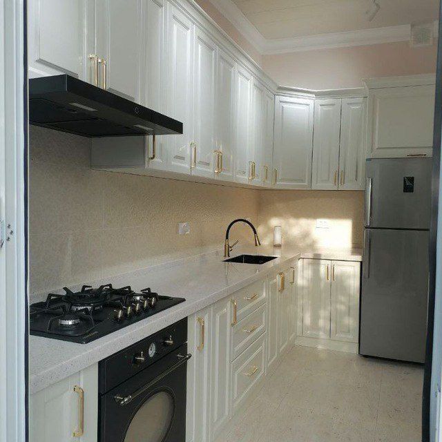 Mebel na zakaz kuxiniy spalniy