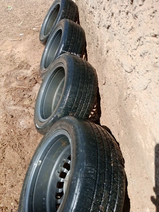 Lasettidan chiqqan Mers dizayndagi saka diskalar sotiladi