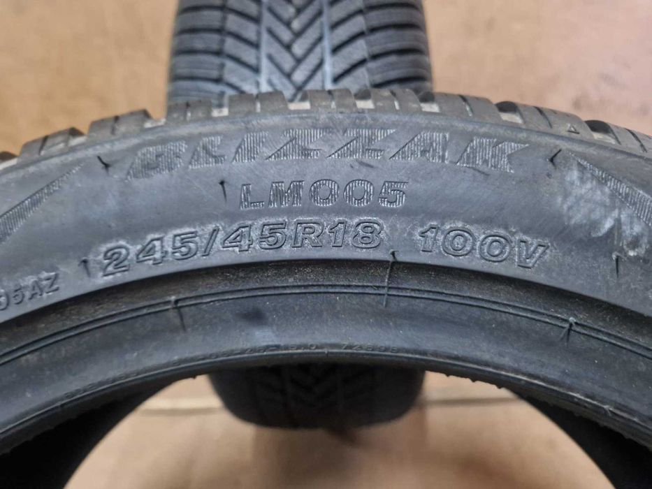 2 Bridgestone R18 245/45
нови зимни гуми
DOT2920