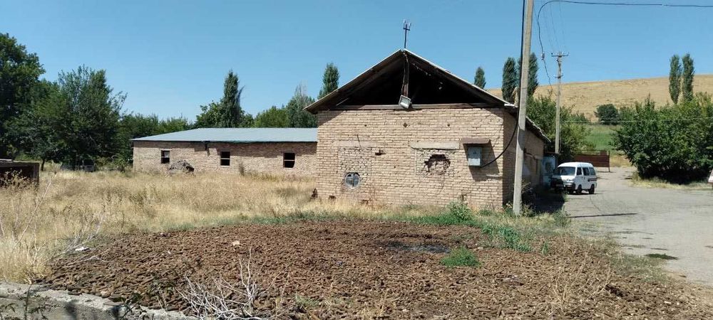 Земельный участок 1.2 гектара свободного назначения