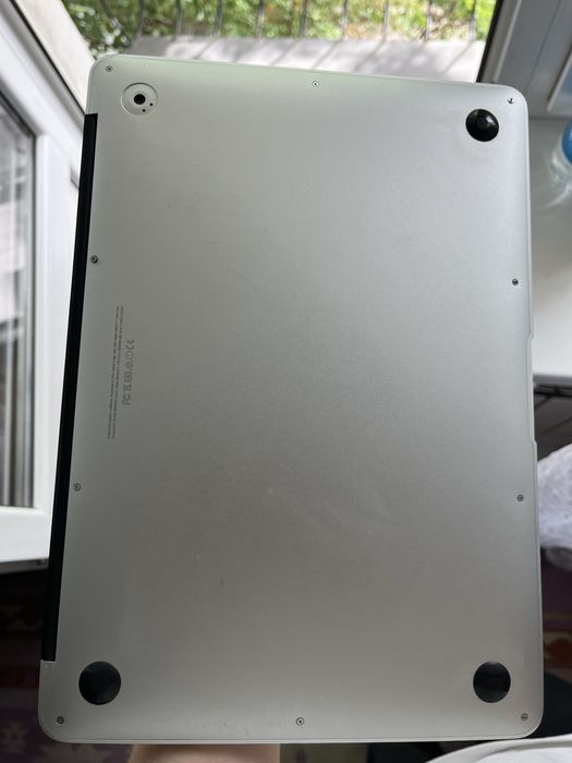 Macbook air 2015 i5/8gb/256gb
