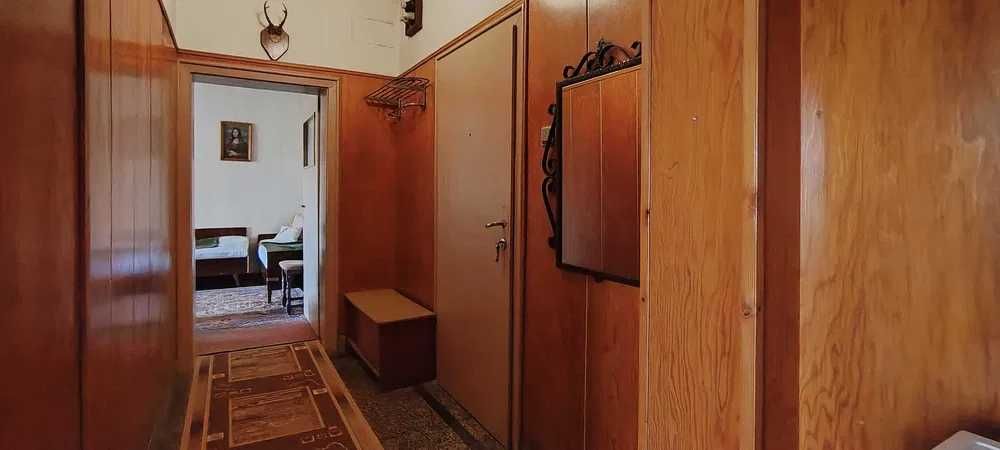 Продава се Двустаен апартамент в Велико Търново, Център - 95 кв.м за 940 €/кв.м - Снимка #2