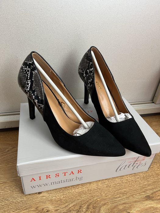 Елегантни дамски обувки