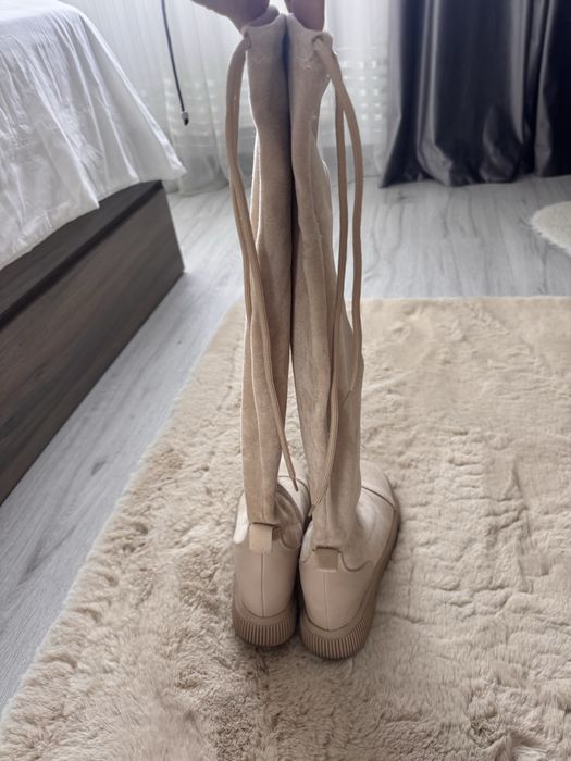 Cizme pana la genunchi