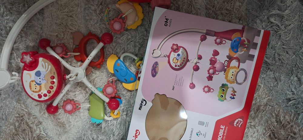 Детска въртележка със звук и светлини