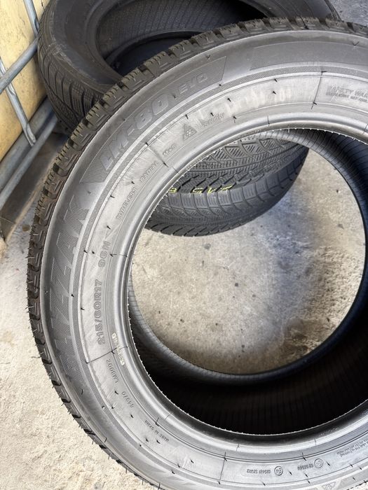 2 anvelope iarna profil nou , 215/60/17 , Bridgestone , 8.3 mm !