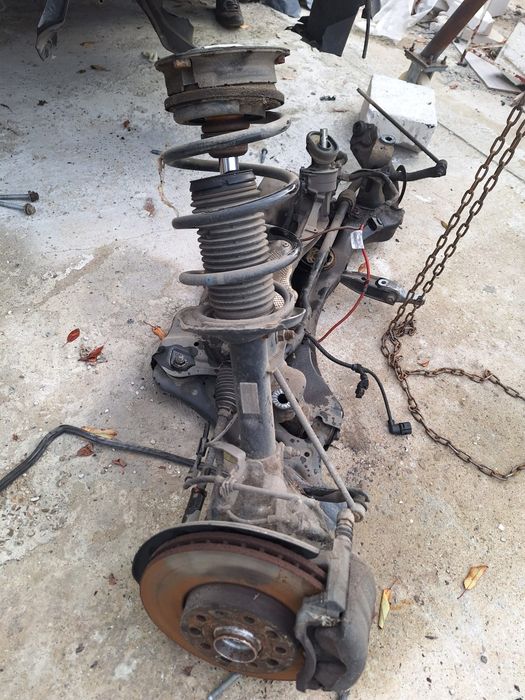 Fuzeta dreapta, amortizor, arc,etrier Vw Golf 7 2.0 tdi crb