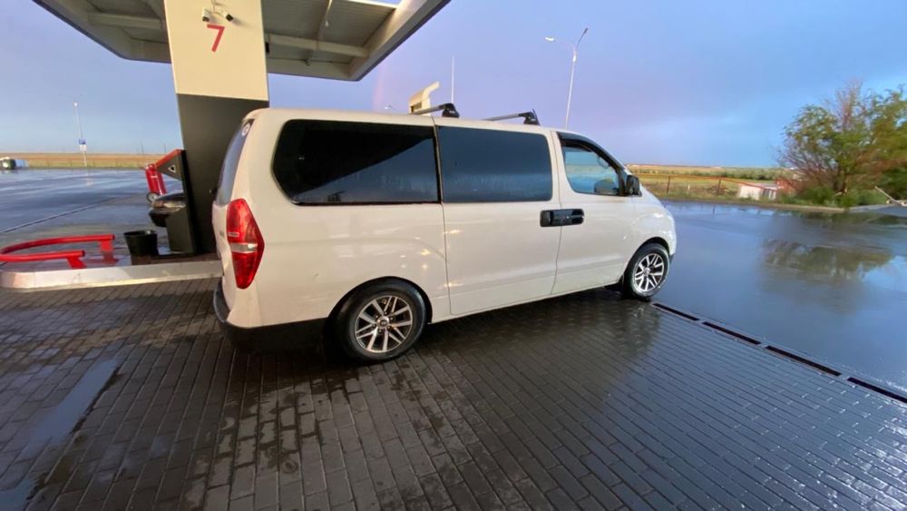 Хёндэ старэкс Н1 2015г