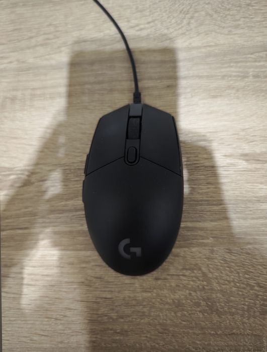 Мышка Logitech g102