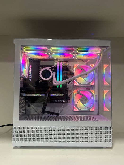 Tayor gaming kompyuter yangidek