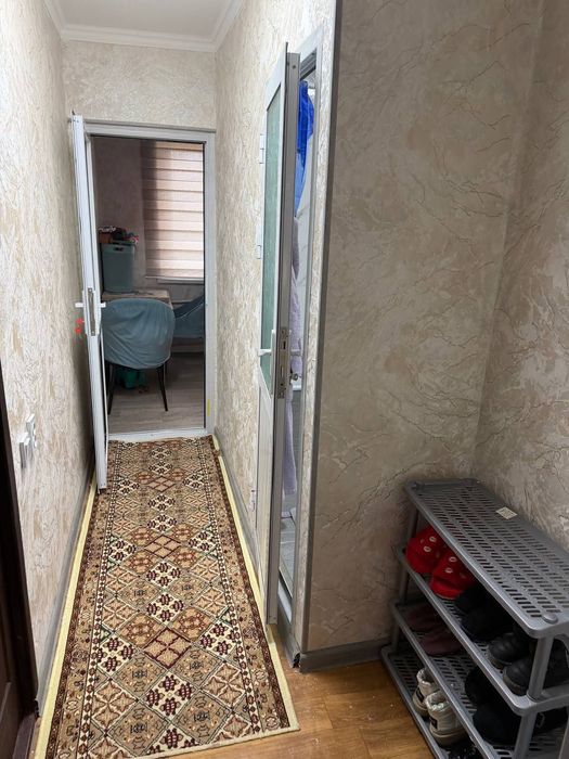 Сдается 1 ком кв в Чирчике 3 мкн 4 этаж не долеко от дороги