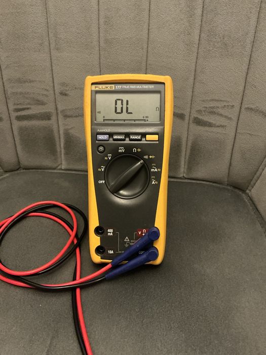 Multimetru Fluke 177