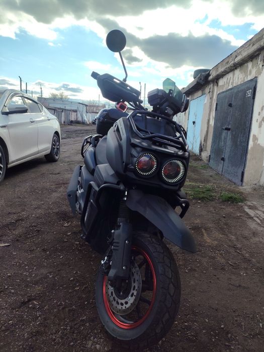 Продам скутер танк