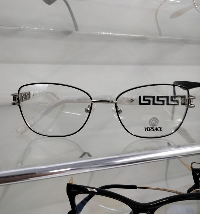 Очки Сатылады, Көз тексеріп береміз.