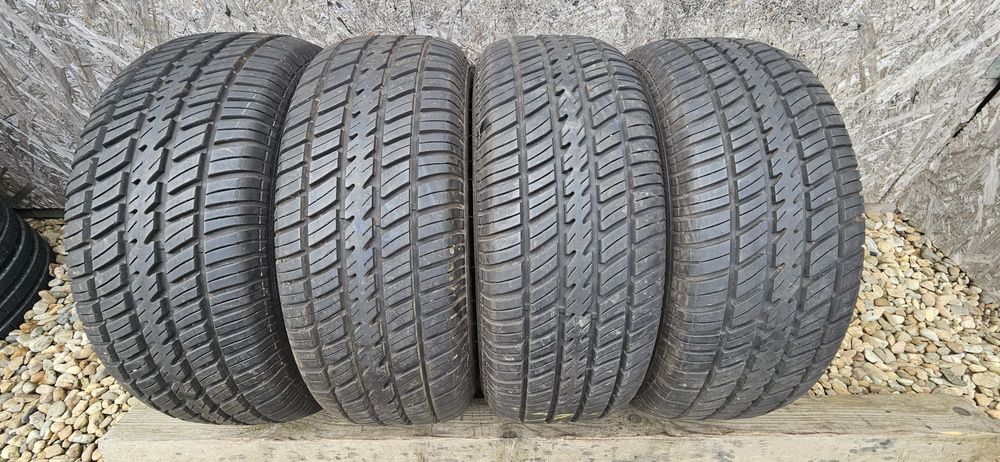 Anvelope Cooper Cobra Radial G/T 235/60 R15 98T