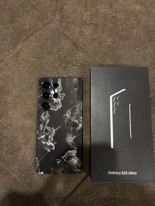 Продам Samsung s25 Ultra