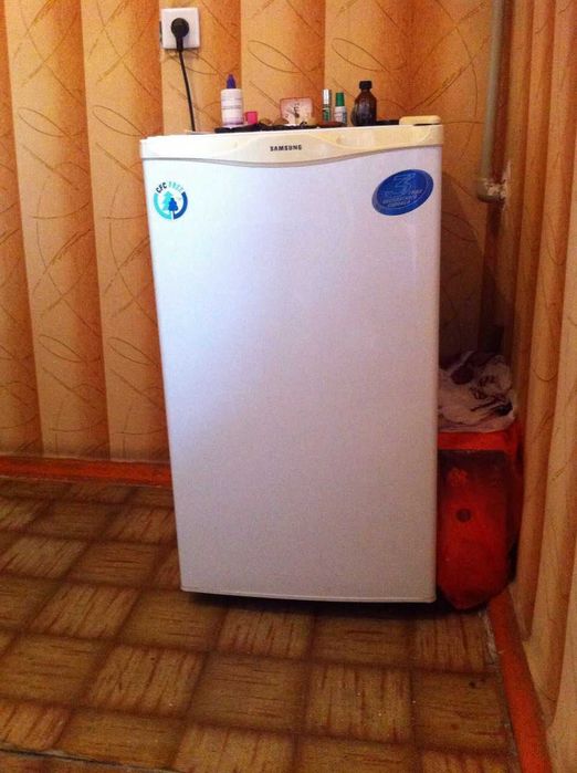 Холодильник Samsung- мини