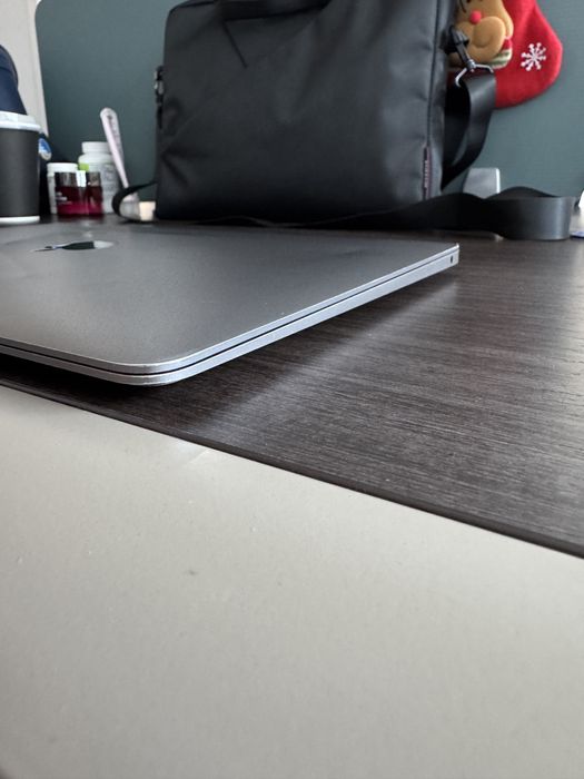 MacBook Air 13 M1 / 8GB / 256GB