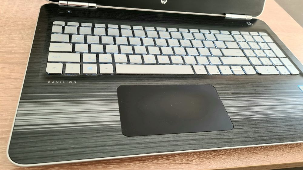 HP Pavilion 128ssd+ 1tb