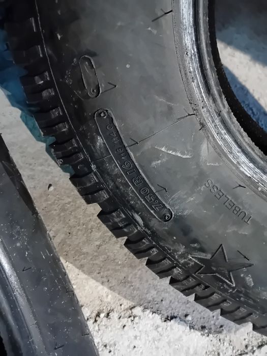 235 85 R 16 off road Cruiser M.Ziarelli