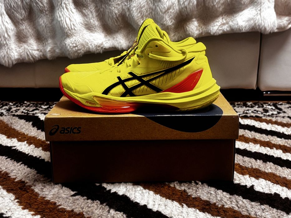 Asics Sky Elite FF MT 3 Paris edition