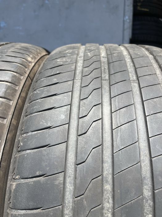 2 бр. летни гуми 255/40/19 Firestone DOT 5021 4 mm
