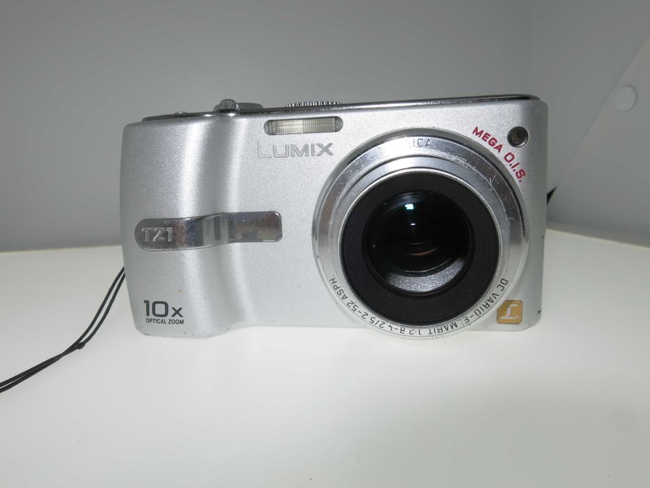Panasonic Lumix DMC-TZ1 компактен фотоапарат LEICA оптика 10х