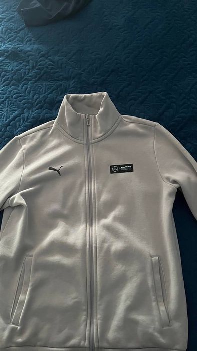 Белая кофта Puma x Mercedes-AMG F1