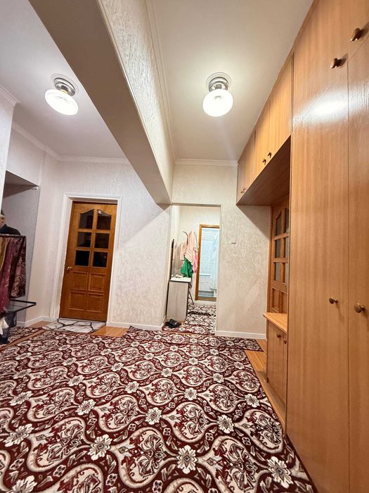 Uy sotiladi Yunusobod 4 kvartalda