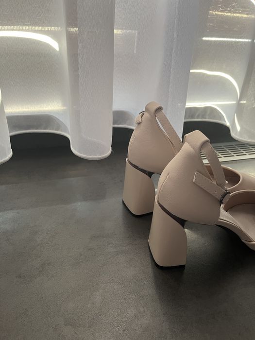 Дамски обувки