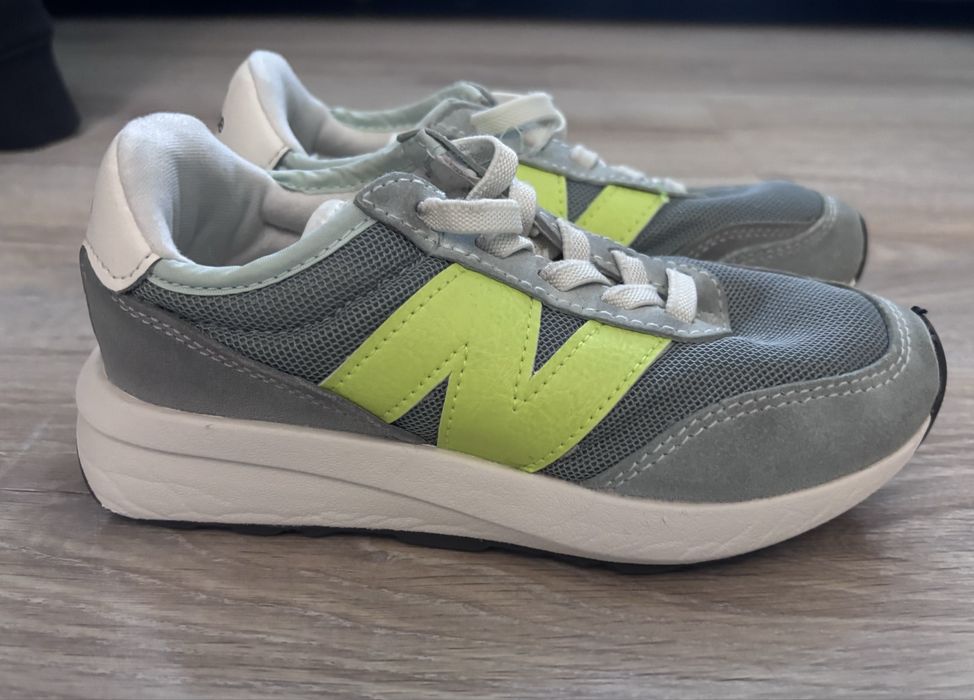 New balance маратонки