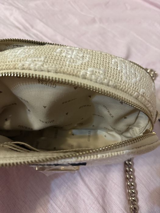Оригинална GUESS чанта