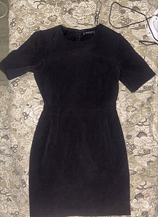 Базовое черное платье