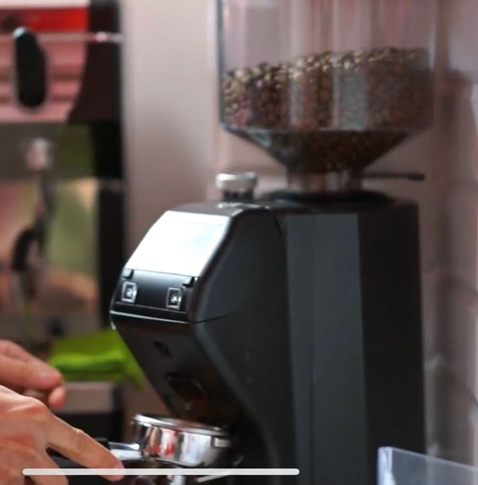 Кофемашина Simonelli, бу