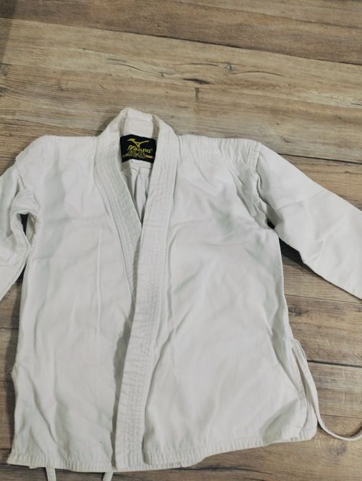 Кимоно Мизуно продам