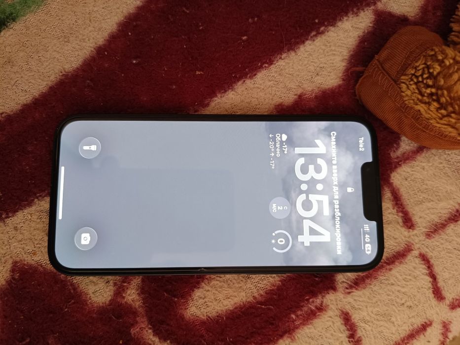 Продам айфон 14 .