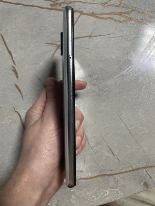 Продам телефон Редми нот 9 про