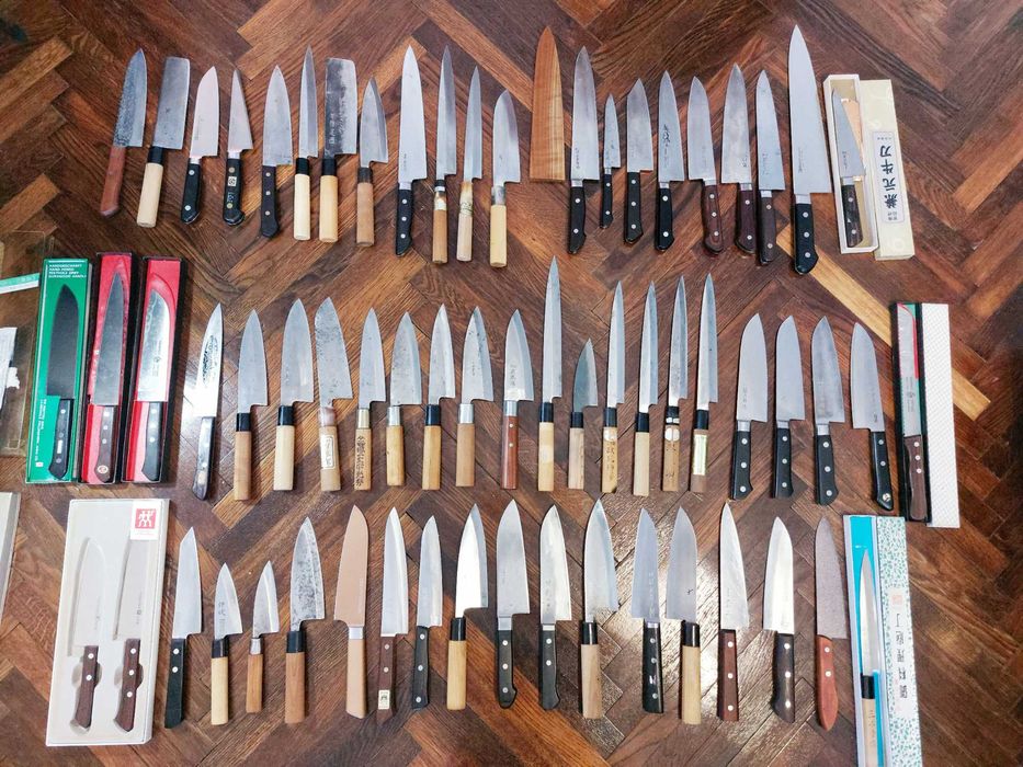 Cutite Profesionale Japoneze De Bucatarie.