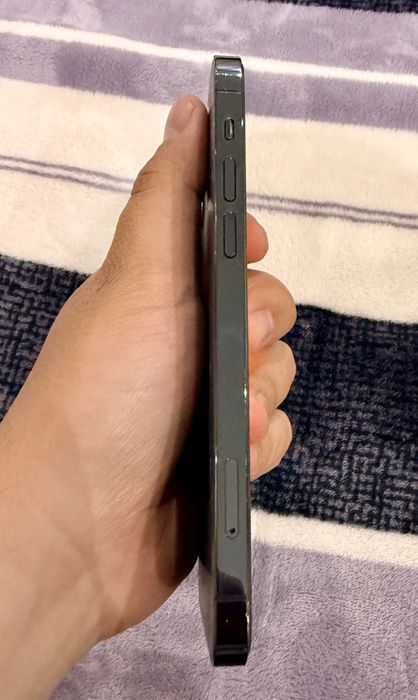 Nasiyaga yoki naxtka Iphone 12 pro blue 128gb