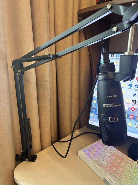 Микрофон Marantz с пантографом