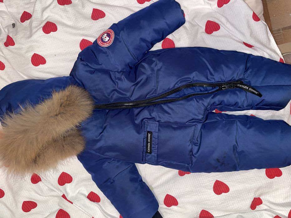 Продам детский зимний комбинезон