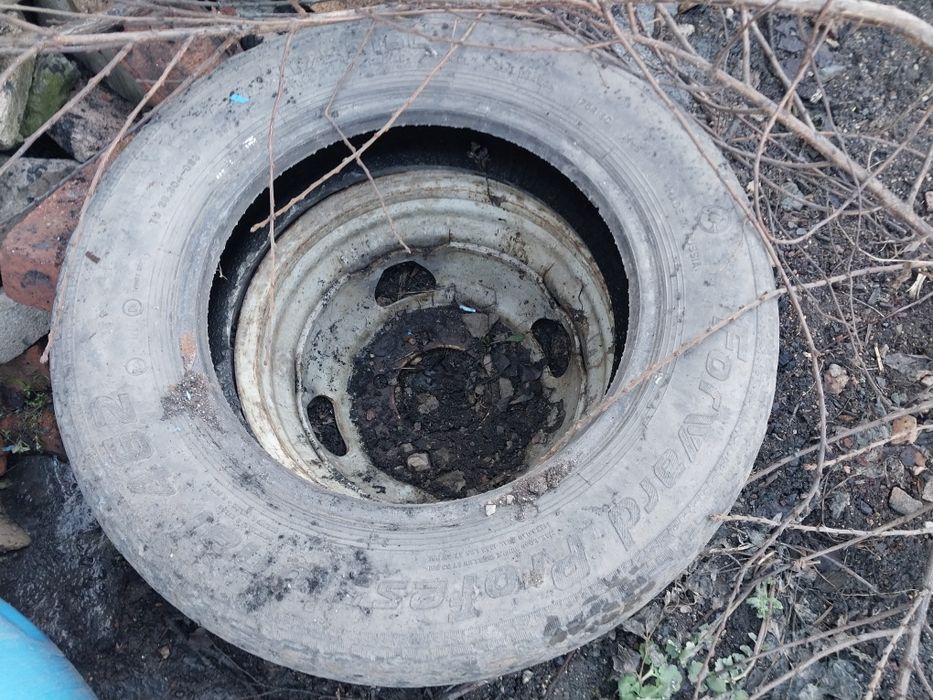 Продам шины на Газель