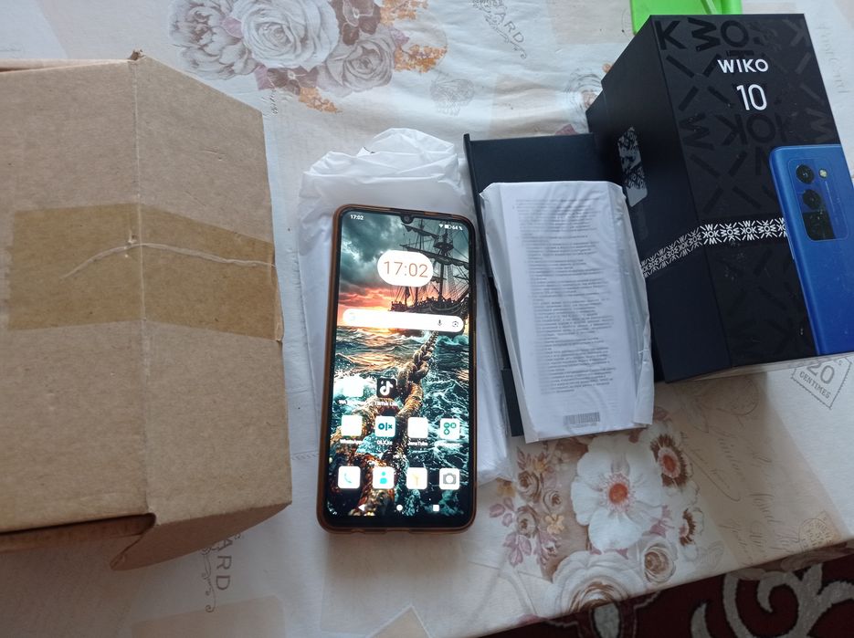 WIKO 10,в отличном состояний