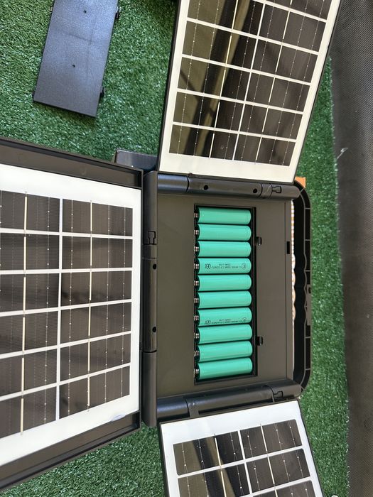 Lampă Solară LED Puternică cu Acumulator și Power Bank – Pescuit, Camping, Curte.