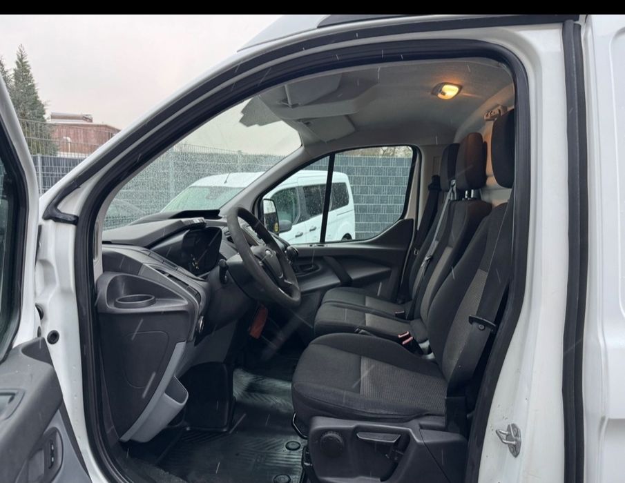 Ford Transit Custom, an fabricatie 2015, motor 2,2 diesel- Euro 5