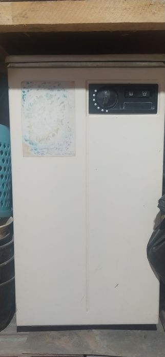 Кирмошина сотилади УРАЛ стералка