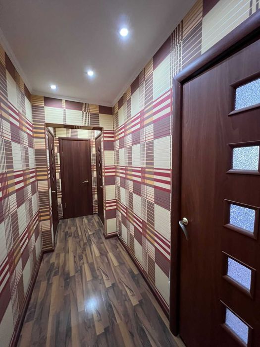 4 комн. Степной-1, 8/9 этаж