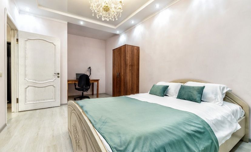 Сдам посутгочно квартиру в Астане